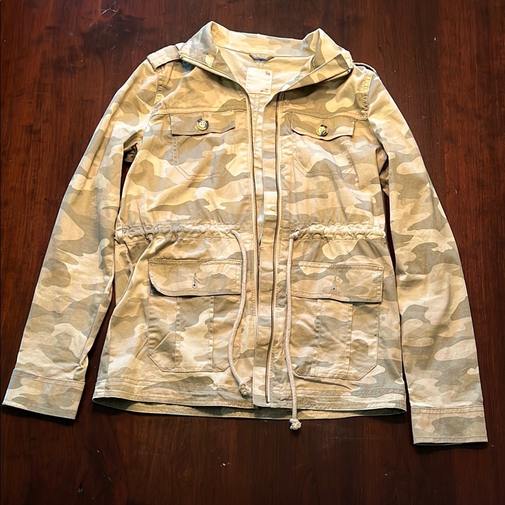 Women's Camouflage Jacket